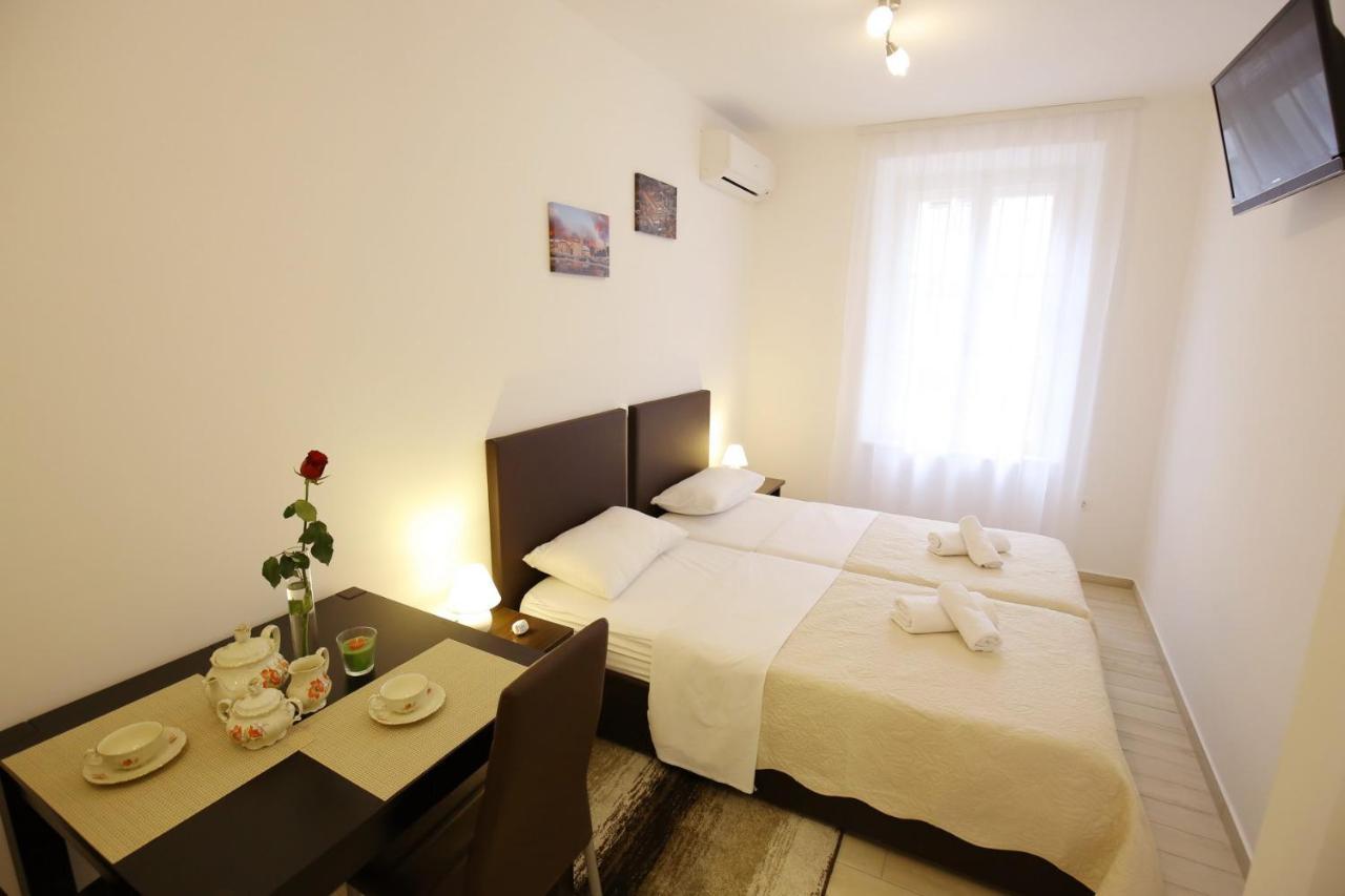 Sites Of Zadar Rooms Buitenkant foto